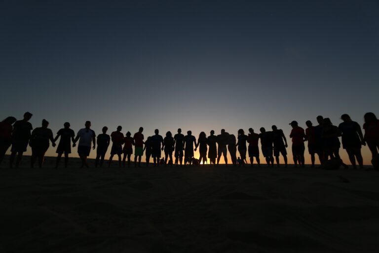 How to Find Veteran Communities Near You