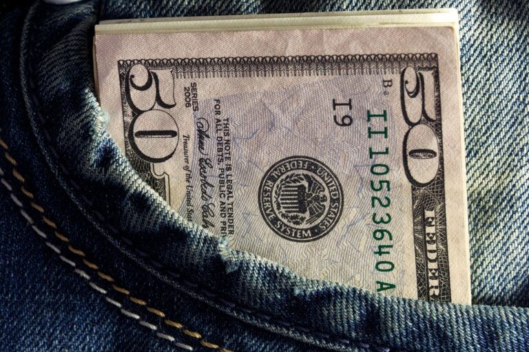 How to Negotiate Your Salary After Military Service